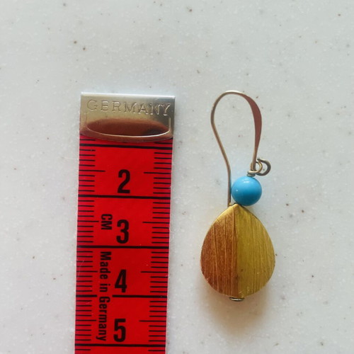 Loisir earrings used, turquoise and gold color