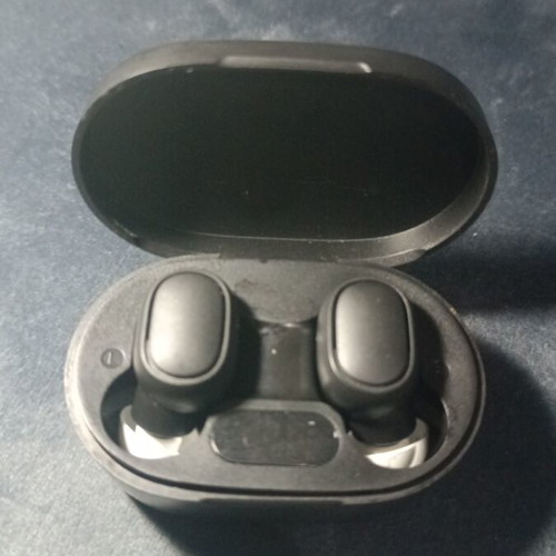 TWS Earbuds like new, compatible with all phones