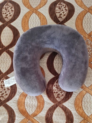 Neck pillow in U shape new