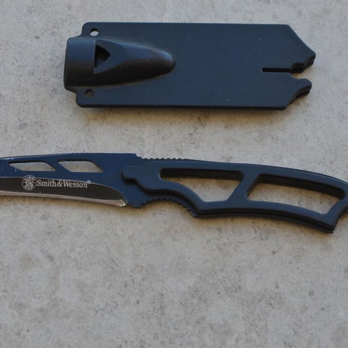 Carbon Steel Vintage Hunting Knife New from The Eagle Collection 4040