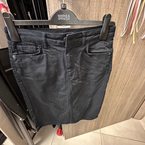 Denim skirt like new, sizes S and M