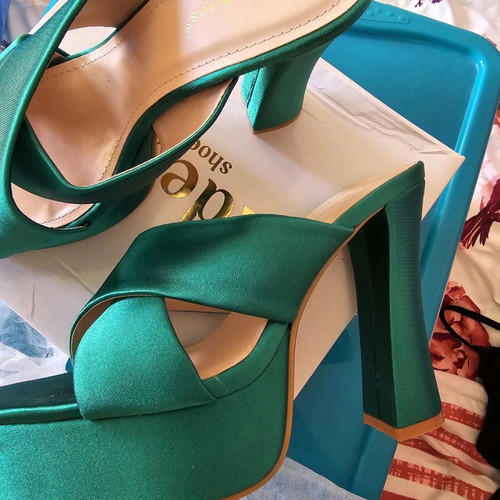 Satin mules green new, size 38