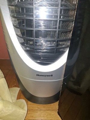 Honeywell CS10XE Evaporative Air Cooler σαν καινούργιο
