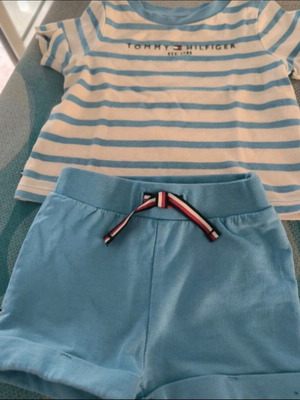 Tommy Hilfiger summer set for boy 6-9 months like new