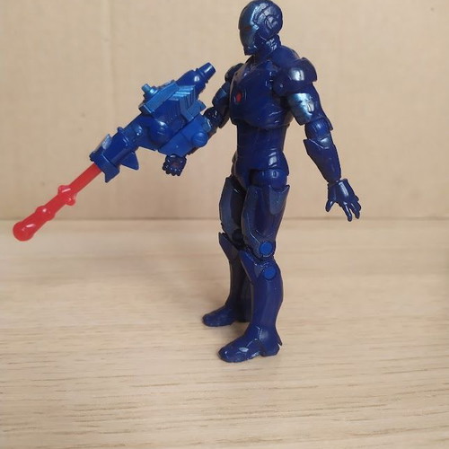 Iron Man Fusion Armor figure 11 cm like new