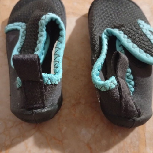 Baby shoes new, breathable for early motor skills development