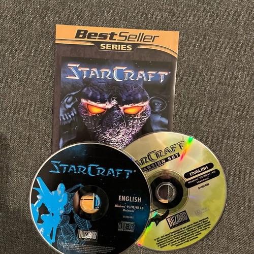 StarCraft Best Seller Series with Brood War expansion like new for PC
