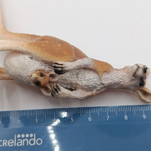Schleich Wild Life Kangaroo figure used