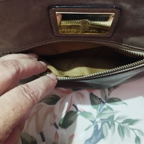 KEM leather handbag like new, grey
