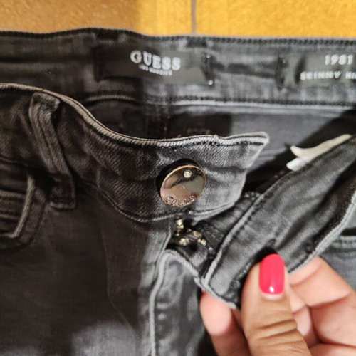 Guess jeans slim fit tube size 25 like new black gray