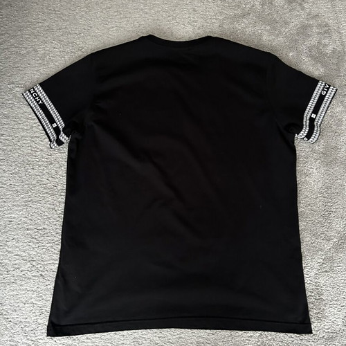 Givenchy Black Logo Chain T-Shirt S like new