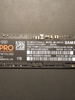 Samsung 990 PRO 1TB NVMe M.2 SSD PCIe 4.0