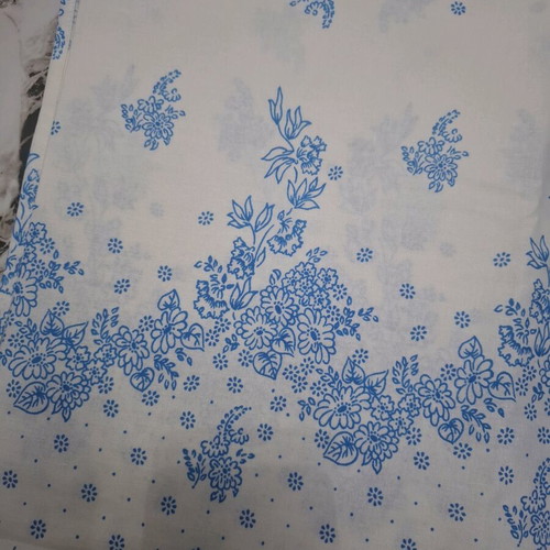 Single cotton bed sheet with blue floral design like new