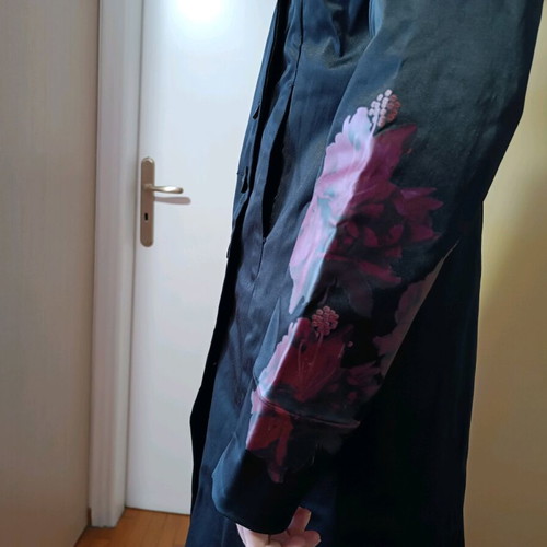 Desigual gabardine black glossy with floral print size 38 like new