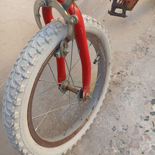 Low-step 16-inch bicycle used, red color