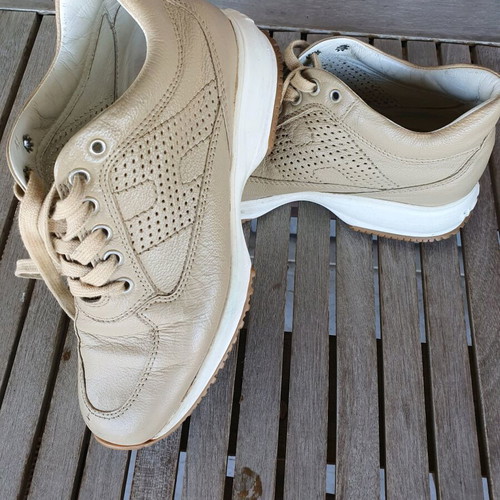Hogan sneakers used, size 35.5, beige brown leather