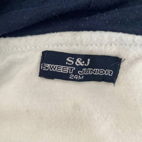 S&J Sweet Junior boy's jacket 24 months used, warm with hood Boston