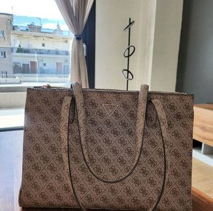 Αυθεντική Τσάντα Guess