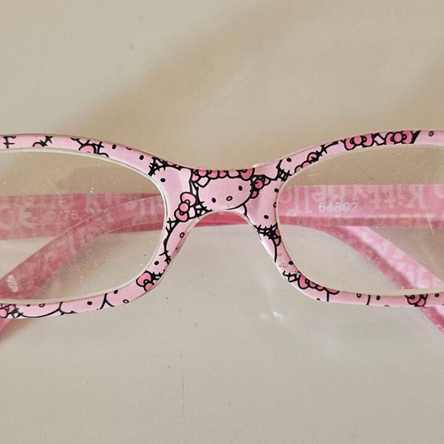 Hello Kitty myopia glasses used, toy