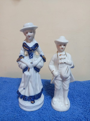 Ceramic statues used, set of two