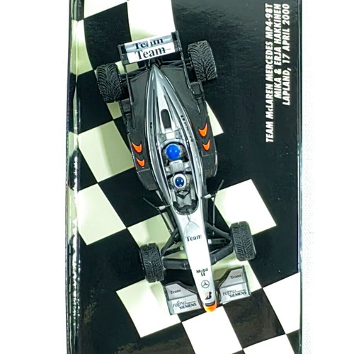 McLaren Mercedes MP4-98T 2000 model by Minichamps new