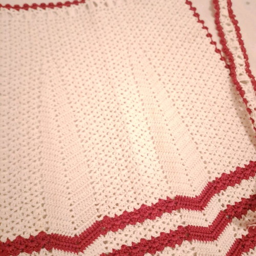 Crocheted embroidered apron new with beautiful design