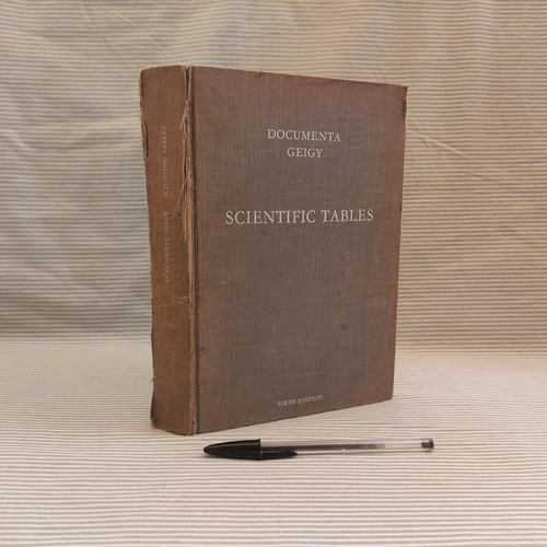 Documenta Geigy Scientific Tables 6th Edition 1962 used