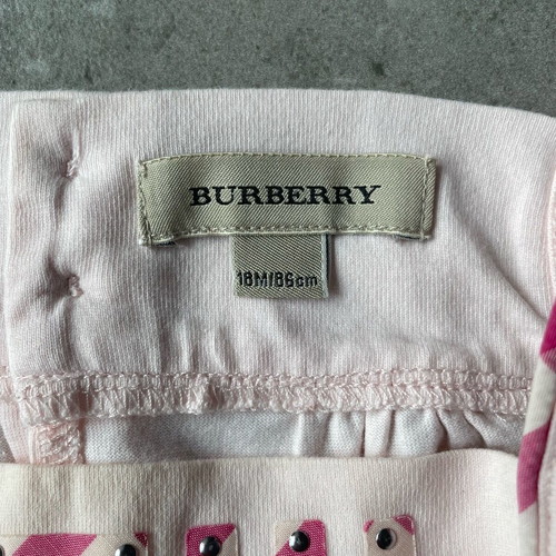 Burberry tank top like new for 18-month-old girl