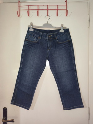 Vintage Tipster Capri Jeans like new, medium size, blue