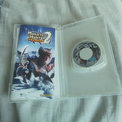 Monster Hunter Freedom 2 PSP game used, action