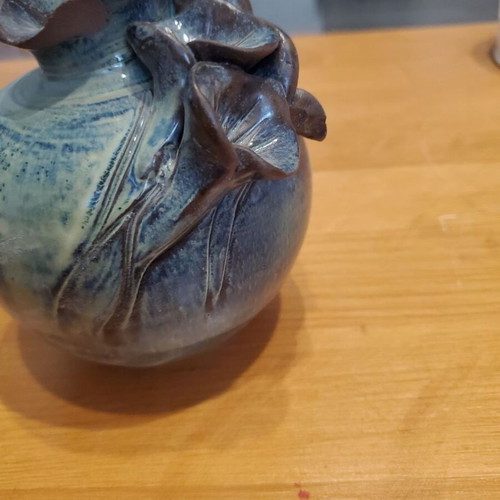 Handmade ceramic vase with embossed petals like new