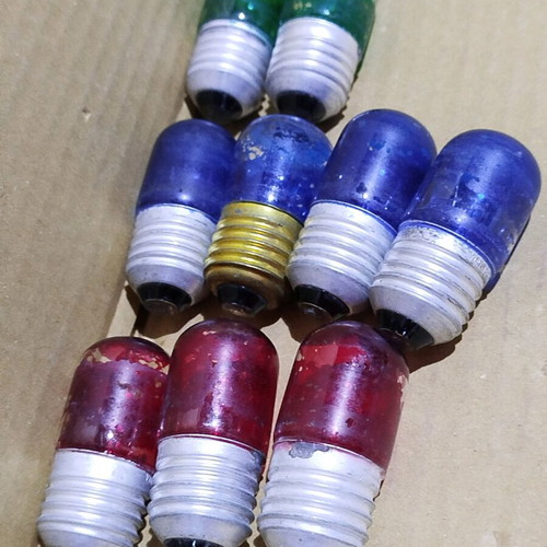 Colored incandescent light bulbs with E27 base used, pack of 9