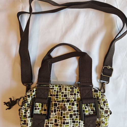 Kipling Small Crossbody Bag like new, white multicolor