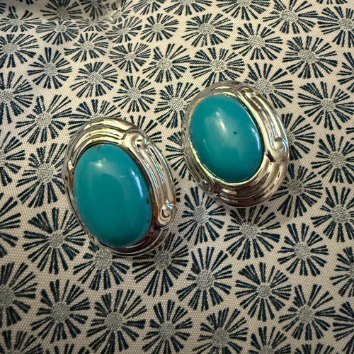 Clip Earrings like new, oval summer style, plastic 4x3 cm