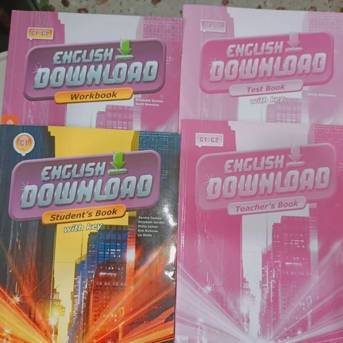 English Download C1/C2 Teacher's Pack 4 Books like new