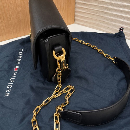 Tommy Hilfiger navy blue crossbody bag