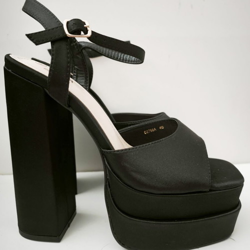 Satin platform sandals size 40 black Mia new