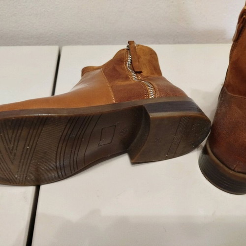 Brown ankle boots size 40 like new