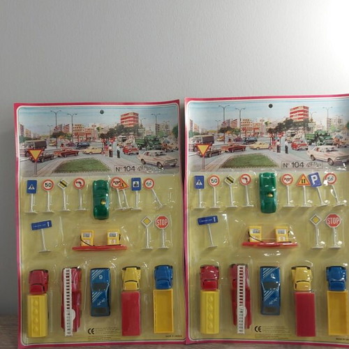 Joy Toy 104 car set new, pack of 12 cards