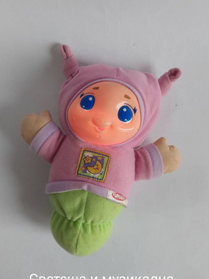 Playskool Hasbro Lullaby Gloworm baby interactive toy like new