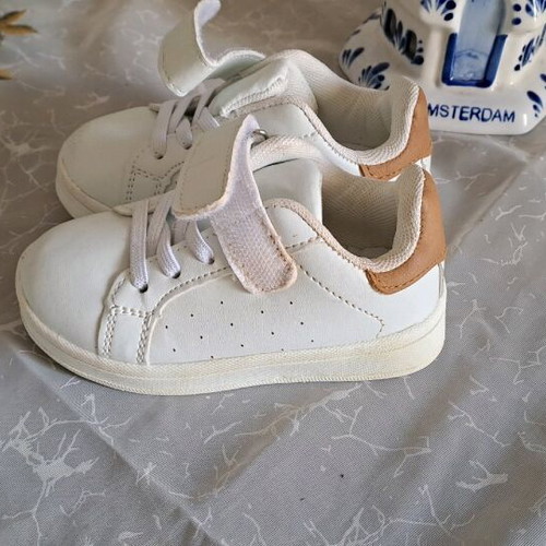 Saxo Blues baby shoes size 22 like new