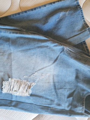 Shein Curve jeans like new with elastic waist and rips, size 1XL