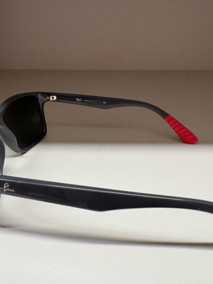 Слънчеви очила RayBan
