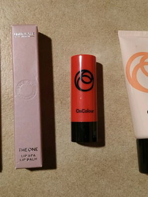 Foundation Peach Glow Perfector και Matte Lipsticks "Infinite Peach", "Pink" και "Peach Nude" ολοκαίνουργια