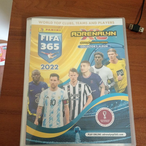 Fifa 365 2022 collection like new