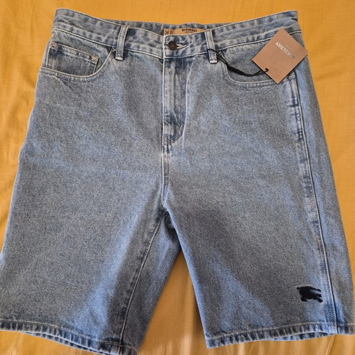 Burberry x Supreme SS22 denim shorts like new, size 36
