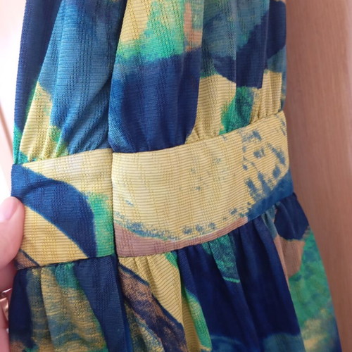Doca dress size M colorful new