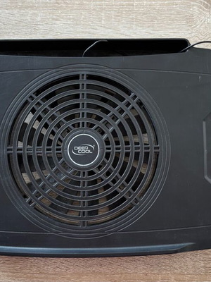 Laptop cooling stand like new with fan