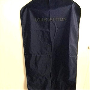 Θήκη ρούχων ΠΟΛΥΤΕΛΕΙΑΣ Louis Vuitton !