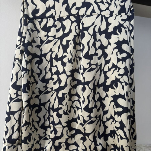 Printed silk shirt with satin sheen, like new, size M, beige and blue